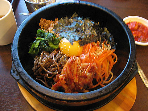 石焼きビビンバ